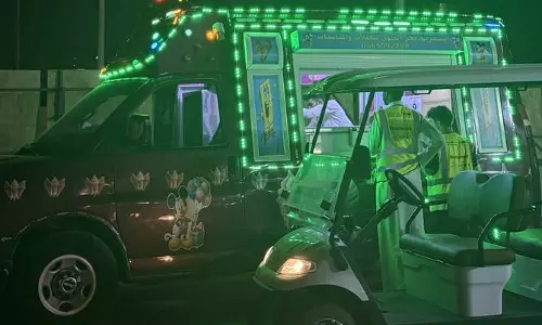 Jeddah में ईद-उल-फितर पर फूड ट्रक और बास्ता संस्कृति का बढ़ता क्रेज Jeddah में ईद-उल-फितर पर फूड ट्रक और बास्ता संस्कृति का बढ़ता क्रेज