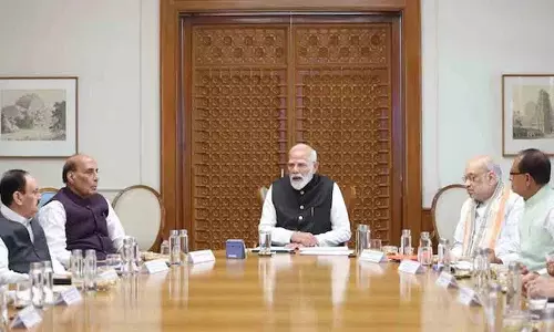 Narendra Modi के मंत्रियों ने उच्च-स्तरीय बैठक में गैस और कच्चे तेल पर चर्चा की Narendra Modi के मंत्रियों ने उच्च-स्तरीय बैठक में गैस और कच्चे तेल पर चर्चा की