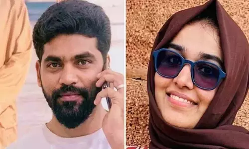 ईद पर Oman में अचानक आई बाढ़: 4 लोगों की मौत, जिनमें 2 भारतीय शामिल; 1 महिला लापता ईद पर Oman में अचानक आई बाढ़: 4 लोगों की मौत, जिनमें 2 भारतीय शामिल; 1 महिला लापता
