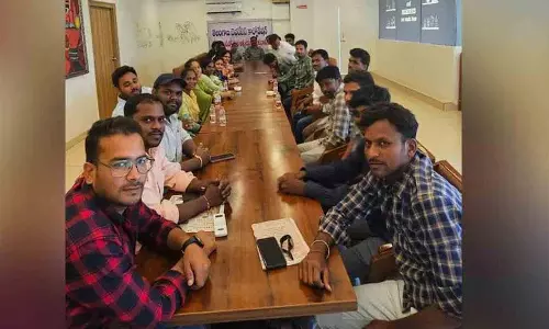 Beverage Corporation Stores के अधिकारियों ने मिलकर लड़ने का फ़ैसला किया Beverage Corporation Stores के अधिकारियों ने मिलकर लड़ने का फ़ैसला किया