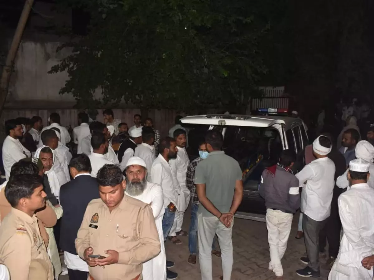 सरपंच के 2 भाई की हत्या, वारदात में तलवार और छुरी का इस्तेमाल सरपंच के 2 भाई की हत्या, वारदात में तलवार और छुरी का इस्तेमाल