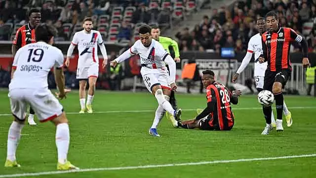 PSG ने नाइस पर बड़ी जीत के बाद Ligue 1 में फिर से बढ़त बनाई PSG ने नाइस पर बड़ी जीत के बाद Ligue 1 में फिर से बढ़त बनाई