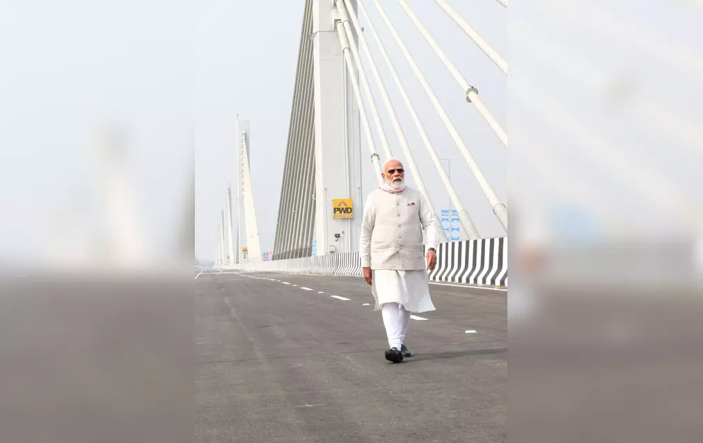 प्रधानमंत्री मोदी की ऐतिहासिक उपलब्धि पर रक्षा मंत्री और गृहमंत्री ने दी बधाई प्रधानमंत्री मोदी की ऐतिहासिक उपलब्धि पर रक्षा मंत्री और गृहमंत्री ने दी बधाई