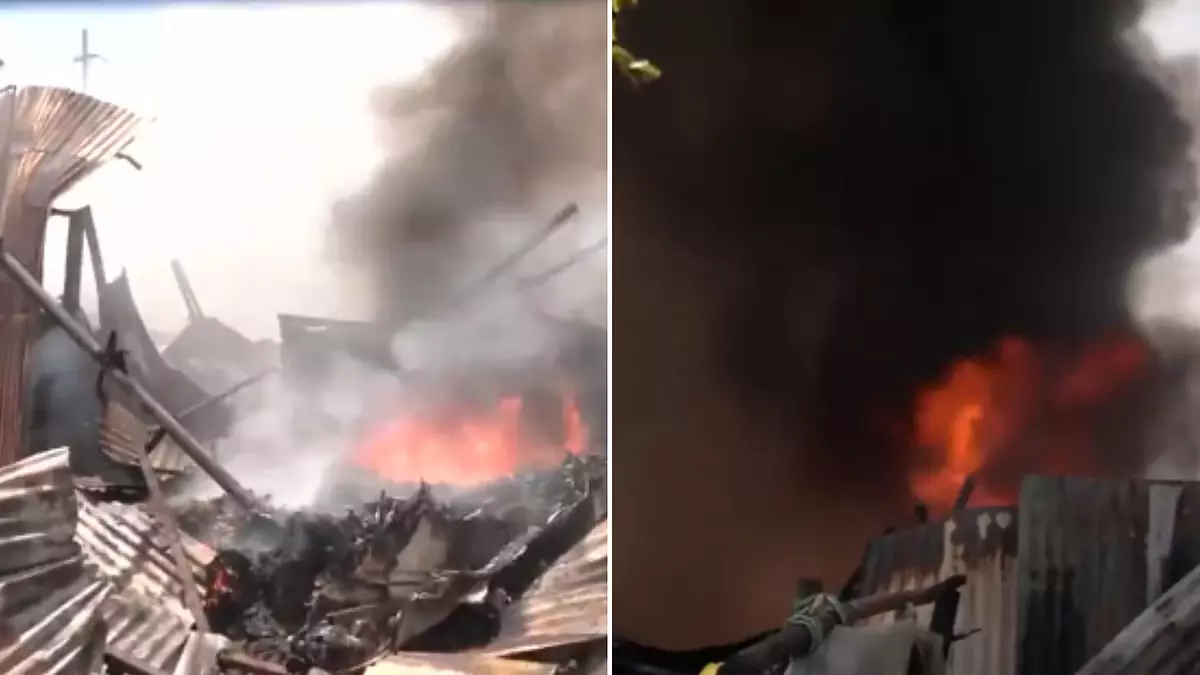 Indore : कबाड़ गोदाम में लगी आग, 10 टैंकरों की मदद से बुझाई गई Indore : कबाड़ गोदाम में लगी आग, 10 टैंकरों की मदद से बुझाई गई