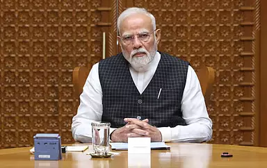 ईंधन की कमी: PM मोदी की अध्यक्षता में मंत्रियों की बैठक ईंधन की कमी: PM मोदी की अध्यक्षता में मंत्रियों की बैठक
