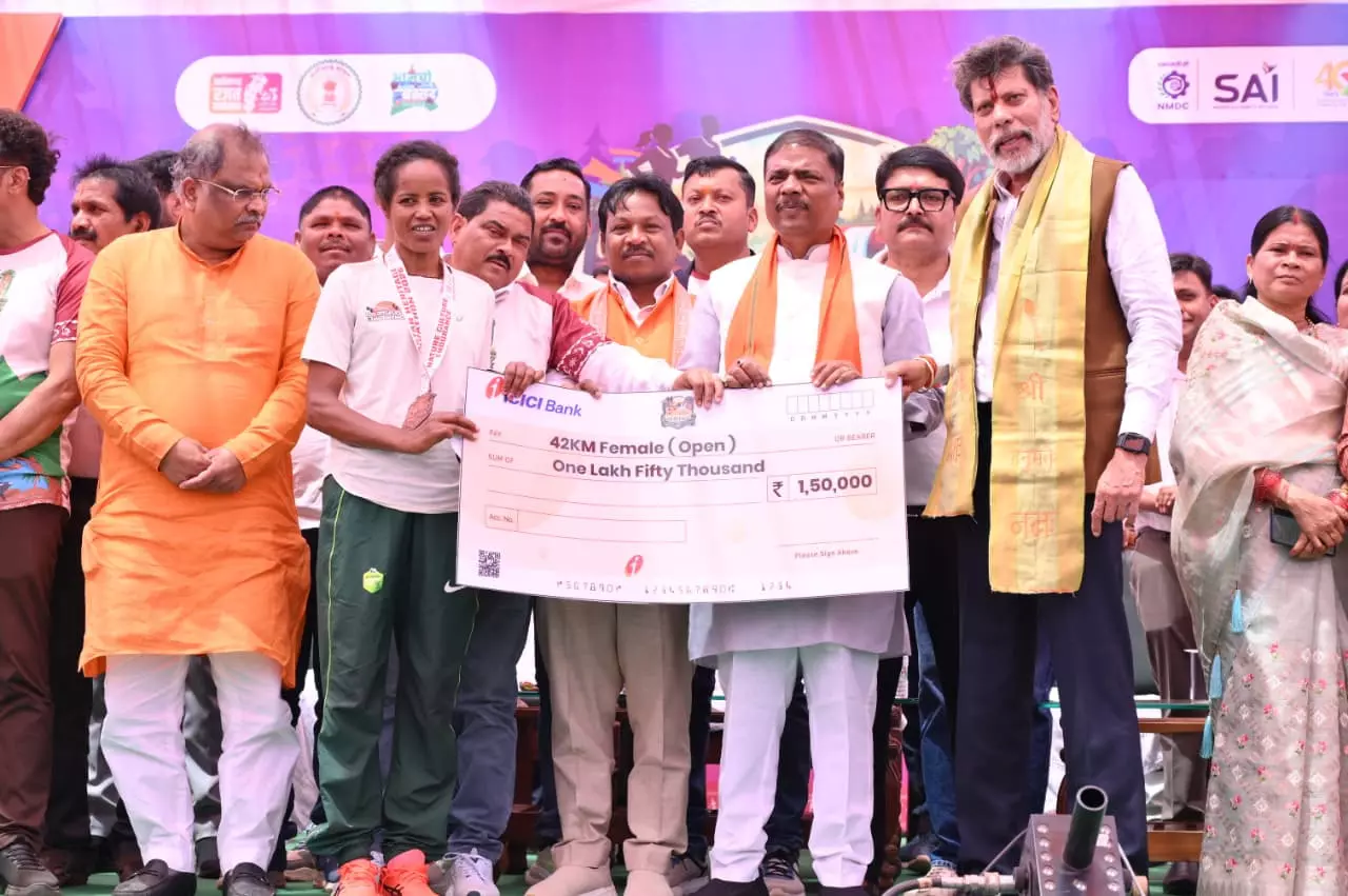 वैश्विक मंच पर चमका बस्तर, बस्तर हेरिटेज मैराथन 2026 संपन्न वैश्विक मंच पर चमका बस्तर, बस्तर हेरिटेज मैराथन 2026 संपन्न