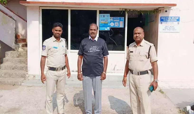 CM की यात्रा के दौरान हुई अवैध गिरफ्तारियों की हम निंदा करते हैं: Somagari Nagireddy CM की यात्रा के दौरान हुई अवैध गिरफ्तारियों की हम निंदा करते हैं: Somagari Nagireddy
