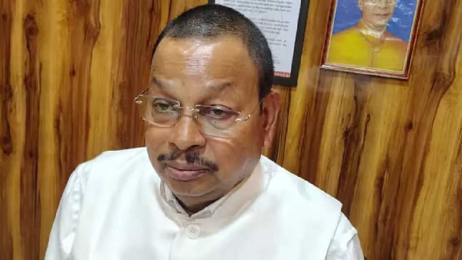 AGP उपाध्यक्ष डॉ. रंजीत डेका का इस्तीफा: टिकट न मिलने पर पार्टी छोड़ी AGP उपाध्यक्ष डॉ. रंजीत डेका का इस्तीफा: टिकट न मिलने पर पार्टी छोड़ी
