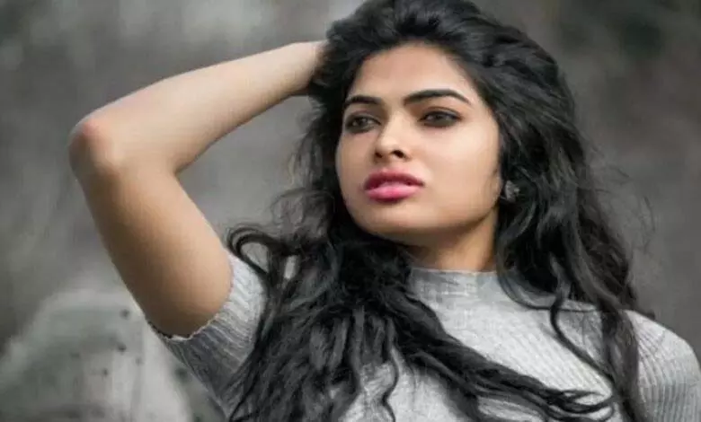 दिवि वदथ्या Pushpa 2 में अपनी भूमिका से निराश दिवि वदथ्या Pushpa 2 में अपनी भूमिका से निराश