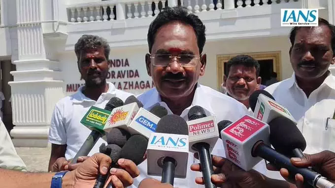 चेन्नई: AIADMK के पूर्व मंत्री सेलुर राजू का बयान चेन्नई: AIADMK के पूर्व मंत्री सेलुर राजू का बयान
