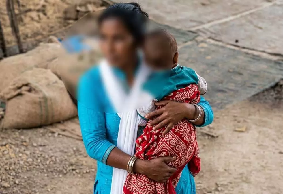 महिला ने दोस्ती का उठाया फायदा, 2 दिन घर में रहकर बच्चा लेकर फरार महिला ने दोस्ती का उठाया फायदा, 2 दिन घर में रहकर बच्चा लेकर फरार