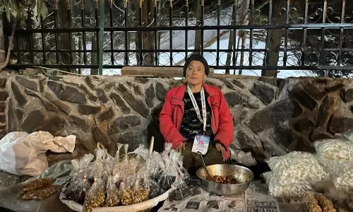 Dimapur एक विकट और अनिश्चित आर्थिक भविष्य का सामना कर रहा