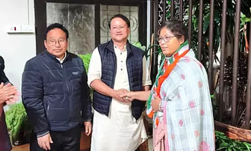 Assam : मंत्री ने BJP छोड़ी और कांग्रेस में शामिल हुए Assam : मंत्री ने BJP छोड़ी और कांग्रेस में शामिल हुए