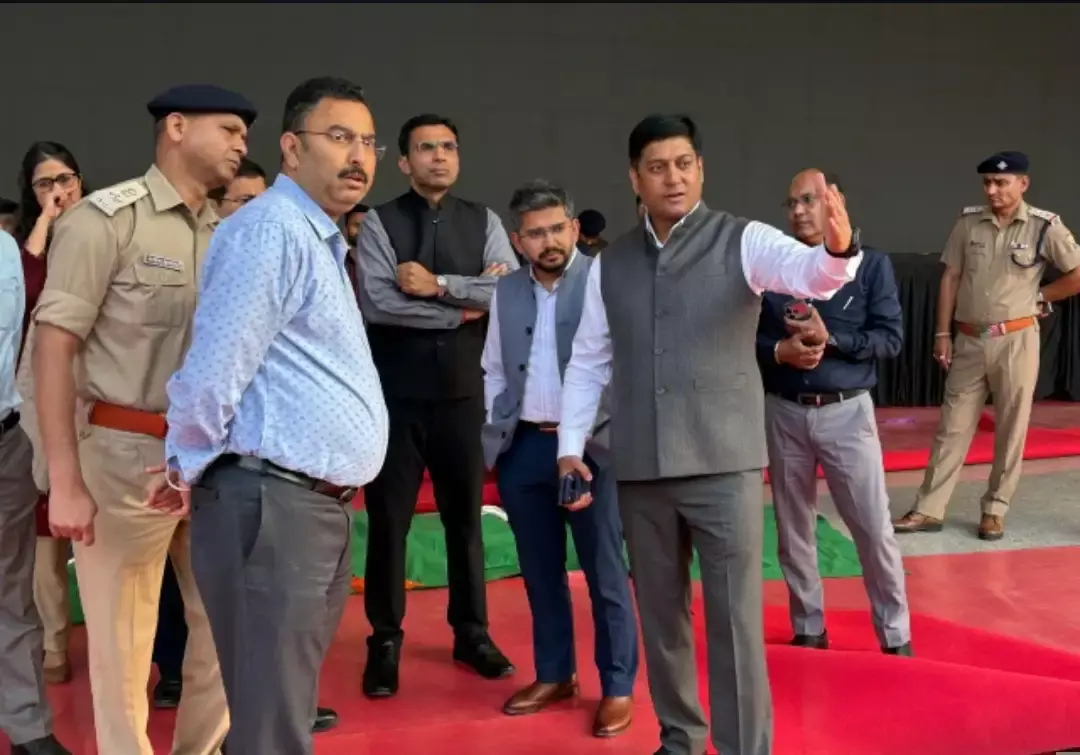 Dehradun: परेड ग्राउंड में ‘चार साल बेमिसाल’, ट्रैफिक प्लान जारी