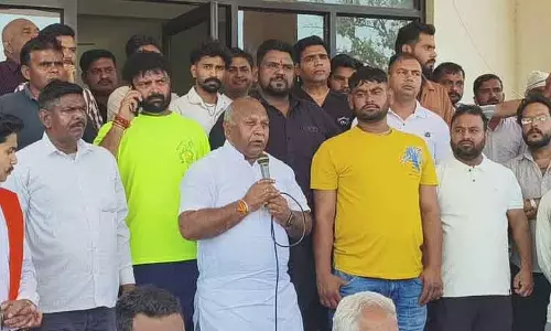 Karnal इंद्री निवासियों ने पशुओं के शव मामले में 2 दिन का अल्टीमेटम दिया