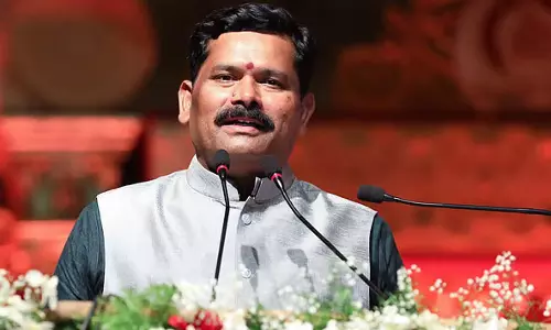 यात्रा के दौरान अचानक सीने में दर्द: Minister शिवराज तंगदागी अस्पताल में भर्ती यात्रा के दौरान अचानक सीने में दर्द: Minister शिवराज तंगदागी अस्पताल में भर्ती