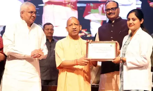 Lucknow: CM योगी का बयान, बेटियों के लिए रोजगार सकारात्मक संकेत Lucknow: CM योगी का बयान, बेटियों के लिए रोजगार सकारात्मक संकेत