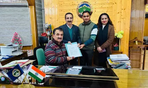 HPU के प्रोफ़ेसर को राज्य विरासत परियोजना के लिए ICSSR की मंज़ूरी मिली HPU के प्रोफ़ेसर को राज्य विरासत परियोजना के लिए ICSSR की मंज़ूरी मिली