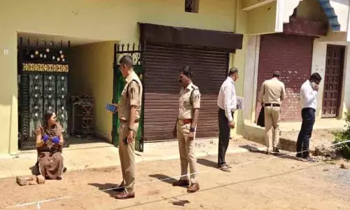 आर्मी का रिटायर्ड हवलदार भड़का, युवक पर की फायरिंग आर्मी का रिटायर्ड हवलदार भड़का, युवक पर की फायरिंग