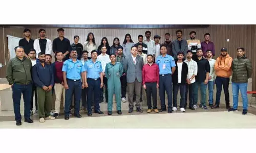 SMVDU ने छात्रों के लिए एयर फ़ोर्स स्टेशन और सुरिनसर झील का शैक्षिक दौरा आयोजित किया SMVDU ने छात्रों के लिए एयर फ़ोर्स स्टेशन और सुरिनसर झील का शैक्षिक दौरा आयोजित किया