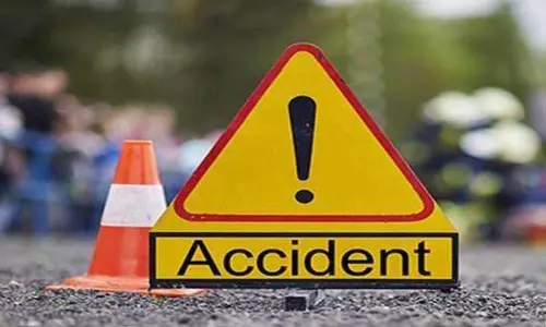 Kerala : कंजानी सेंटर पर एक और दुर्घटना, जहाँ कोई सिग्नल लाइट नहीं Kerala : कंजानी सेंटर पर एक और दुर्घटना, जहाँ कोई सिग्नल लाइट नहीं