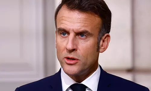 Macron ने सऊदी क्राउन प्रिंस के साथ बातचीत में ऊर्जा प्रतिष्ठानों पर हमलों को रोकने का आह्वान किया