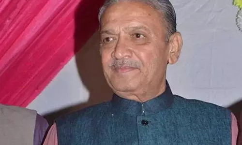 BJP सांसद ने कहा- पश्चिम एशिया संघर्ष में जरूरी चीज़ों का स्टॉक बनाए रखने के लिए इंतज़ाम किए जा रहे BJP सांसद ने कहा- पश्चिम एशिया संघर्ष में जरूरी चीज़ों का स्टॉक बनाए रखने के लिए इंतज़ाम किए जा रहे