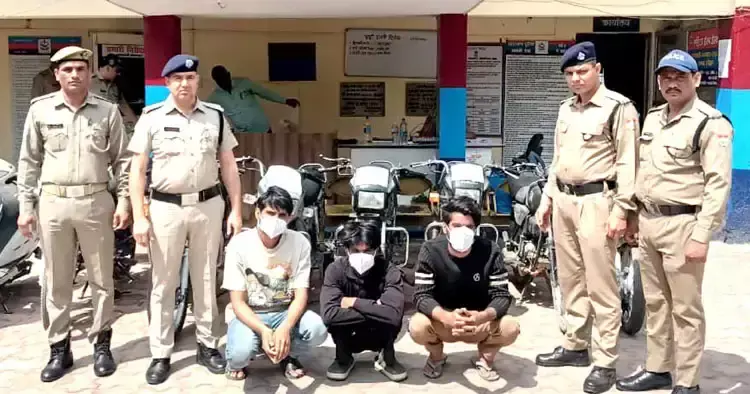 Haridwar: तीन चोर गिरफ्तार, गिरोह का खुलासा Haridwar: तीन चोर गिरफ्तार, गिरोह का खुलासा