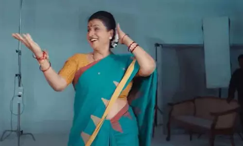 12 साल बाद Kollywood में लौटीं रोजा, अपने डांस से फैंस को किया मंत्रमुग्ध 12 साल बाद Kollywood में लौटीं रोजा, अपने डांस से फैंस को किया मंत्रमुग्ध