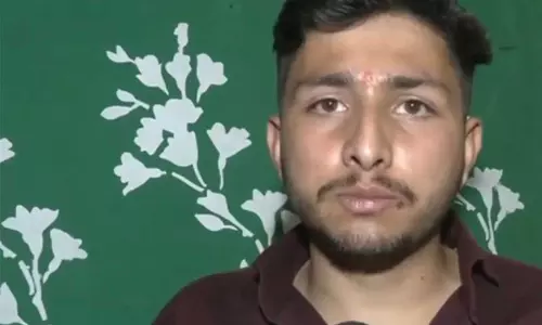 ABVP JK सचिव ने जम्मू विश्वविद्यालय के पाठ्यक्रम से जिन्ना संबंधी विषय हटाने की सिफारिश का किया स्वागत ABVP JK सचिव ने जम्मू विश्वविद्यालय के पाठ्यक्रम से जिन्ना संबंधी विषय हटाने की सिफारिश का किया स्वागत