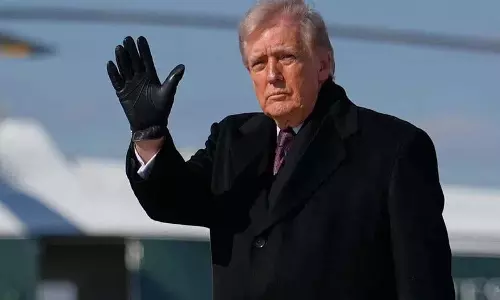 Trump ने ईरान पर हमले 5 दिनों के लिए रोके, चेतावनी के बाद रचनात्मक बातचीत की मांग की Trump ने ईरान पर हमले 5 दिनों के लिए रोके, चेतावनी के बाद रचनात्मक बातचीत की मांग की