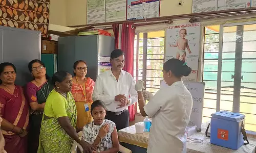 सर्वाइकल कैंसर: HPV टीकाकरण शुरू सर्वाइकल कैंसर: HPV टीकाकरण शुरू