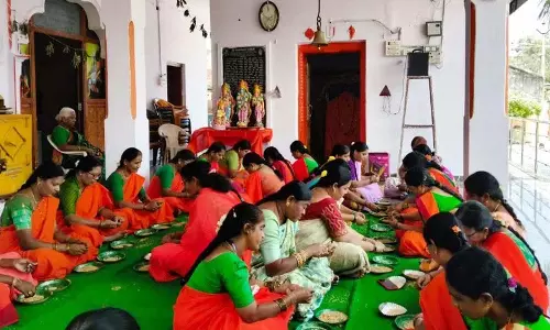 Goti Talambralu में पुंडरीक भक्त सेवा समाज के सेवक