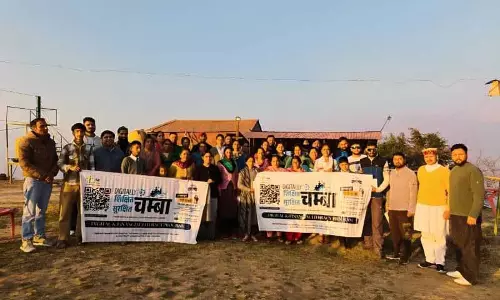 साइबर धोखाधड़ी में बढ़ोतरी के बीच Chamba की महिलाएं और वरिष्ठ नागरिक डिजिटल रूप से जागरूक बन रहे हैं साइबर धोखाधड़ी में बढ़ोतरी के बीच Chamba की महिलाएं और वरिष्ठ नागरिक डिजिटल रूप से जागरूक बन रहे हैं