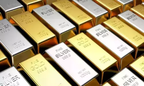 Gold -चांदी की कीमतों में ऐतिहासिक गिरावट, 50 साल का रिकॉर्ड टूटा Gold -चांदी की कीमतों में ऐतिहासिक गिरावट, 50 साल का रिकॉर्ड टूटा