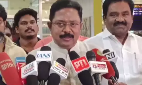 TTV दिनाकरन ने DMK विधायक परिवार की खदान में शव मिलने पर कार्रवाई की मांग की TTV दिनाकरन ने DMK विधायक परिवार की खदान में शव मिलने पर कार्रवाई की मांग की