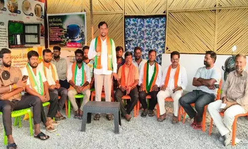 Chandur में तेलंगाना पब्लिक स्कूल स्थापित किया जाना चाहिए Chandur में तेलंगाना पब्लिक स्कूल स्थापित किया जाना चाहिए