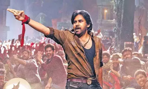 Pawan Kalyan की टीम ने उनकी नई फ़िल्मों को लेकर स्पष्टीकरण दिया Pawan Kalyan की टीम ने उनकी नई फ़िल्मों को लेकर स्पष्टीकरण दिया