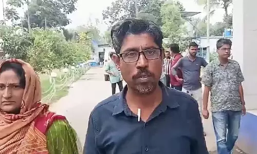 हरिणघाटा में तृणमूल पार्षद की Dadagiri से विवाद हरिणघाटा में तृणमूल पार्षद की Dadagiri से विवाद