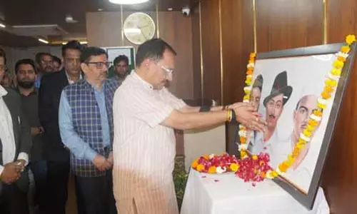 दिल्ली भाजपा प्रमुख वीरेंद्र सचदेवा ने भगत सिंह, राजगुरु और सुखदेव को श्रद्धांजलि दी दिल्ली भाजपा प्रमुख वीरेंद्र सचदेवा ने भगत सिंह, राजगुरु और सुखदेव को श्रद्धांजलि दी