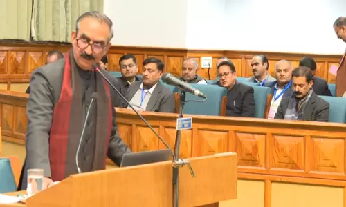 Shimla: सुक्खु सरकार और विपक्ष में बजट को लेकर टकराव