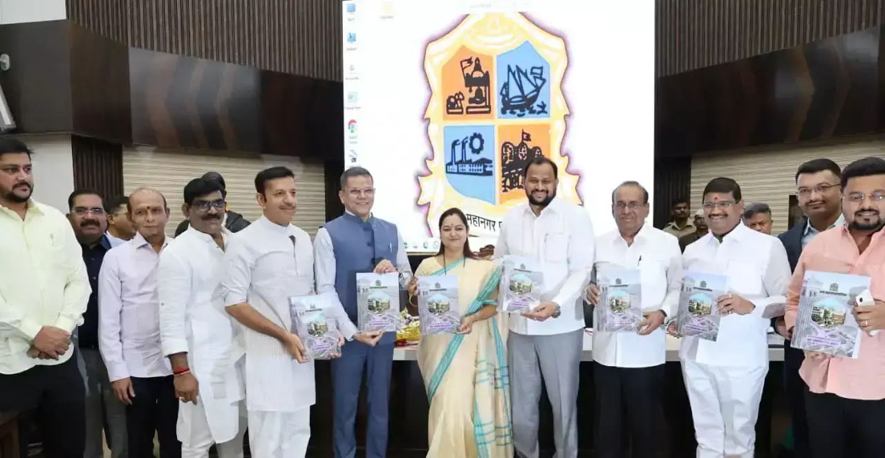 Mumbai: टीएमसी का 6221 करोड़ का बजट बिना कर वृद्धि के Mumbai: टीएमसी का 6221 करोड़ का बजट बिना कर वृद्धि के