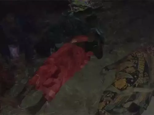 पिकअप पलटने से 2 महिलाओं की मौत, कई घायल, मच गई चीख पुकार पिकअप पलटने से 2 महिलाओं की मौत, कई घायल, मच गई चीख पुकार