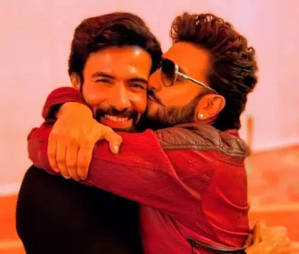रणवीर सिंह के अभिनय के मुरीद हुए सह-कलाकार दानिश पंडोर रणवीर सिंह के अभिनय के मुरीद हुए सह-कलाकार दानिश पंडोर