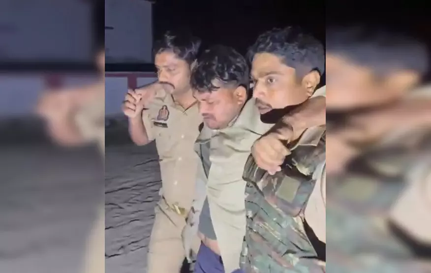 गोतस्कर और पुलिस में मुठभेड़, एक आरोपी गिरफ्तार गोतस्कर और पुलिस में मुठभेड़, एक आरोपी गिरफ्तार