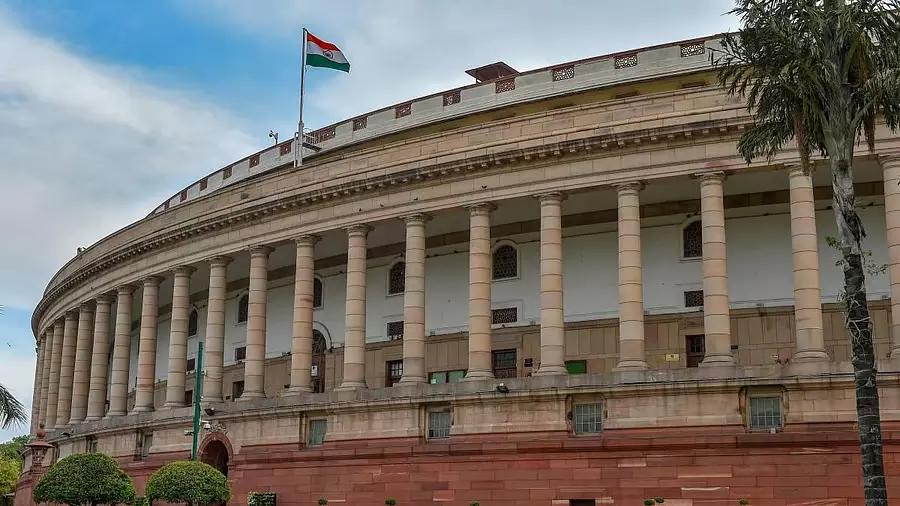 Centre ने 12 वर्षों में मुकदमों पर 683 करोड़ खर्च किए, 7.14 लाख मामले अब भी लंबित Centre ने 12 वर्षों में मुकदमों पर 683 करोड़ खर्च किए, 7.14 लाख मामले अब भी लंबित