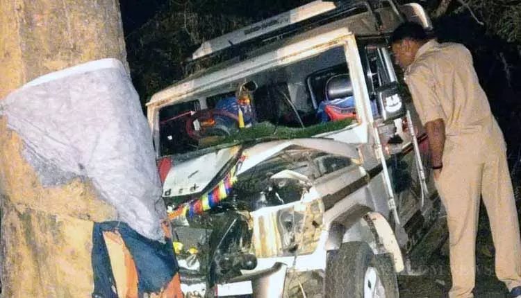 Koraput में बाइक और बोलेरो की टक्कर में दो लोगों की मौत Koraput में बाइक और बोलेरो की टक्कर में दो लोगों की मौत