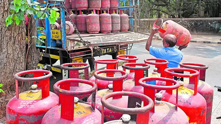 कर्नाटक को 20% आवंटन मिलने से LPG संकट आंशिक रूप से हल हो जाएगा : खाद्य एवं नागरिक आपूर्ति मंत्री कर्नाटक को 20% आवंटन मिलने से LPG संकट आंशिक रूप से हल हो जाएगा : खाद्य एवं नागरिक आपूर्ति मंत्री