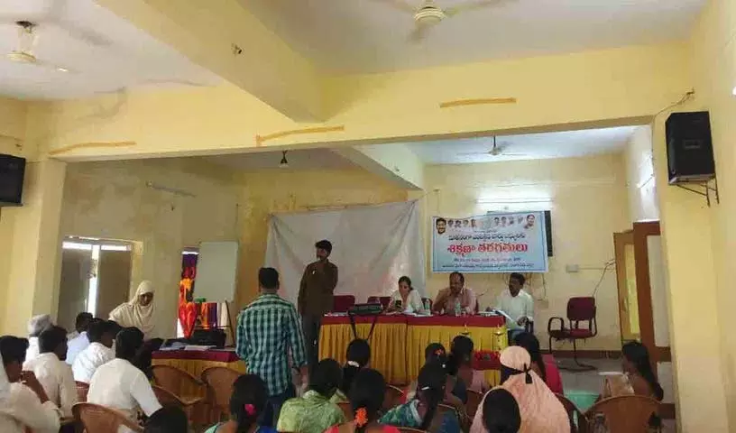 Nyalkal Mandal में वार्ड सदस्यों के लिए प्रशिक्षण सत्र Nyalkal Mandal में वार्ड सदस्यों के लिए प्रशिक्षण सत्र
