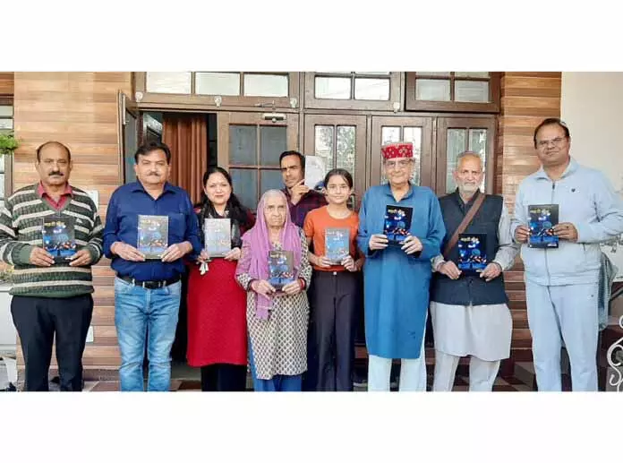 प्रोफेसर शिव निर्मोही ने Sonika Sharma की पुस्तक गहरी गूंज का विमोचन किया प्रोफेसर शिव निर्मोही ने Sonika Sharma की पुस्तक गहरी गूंज का विमोचन किया